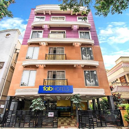 העיר בנגלור Fabexpress Oriental Suites III - Btm Mico Layout מראה חיצוני תמונה