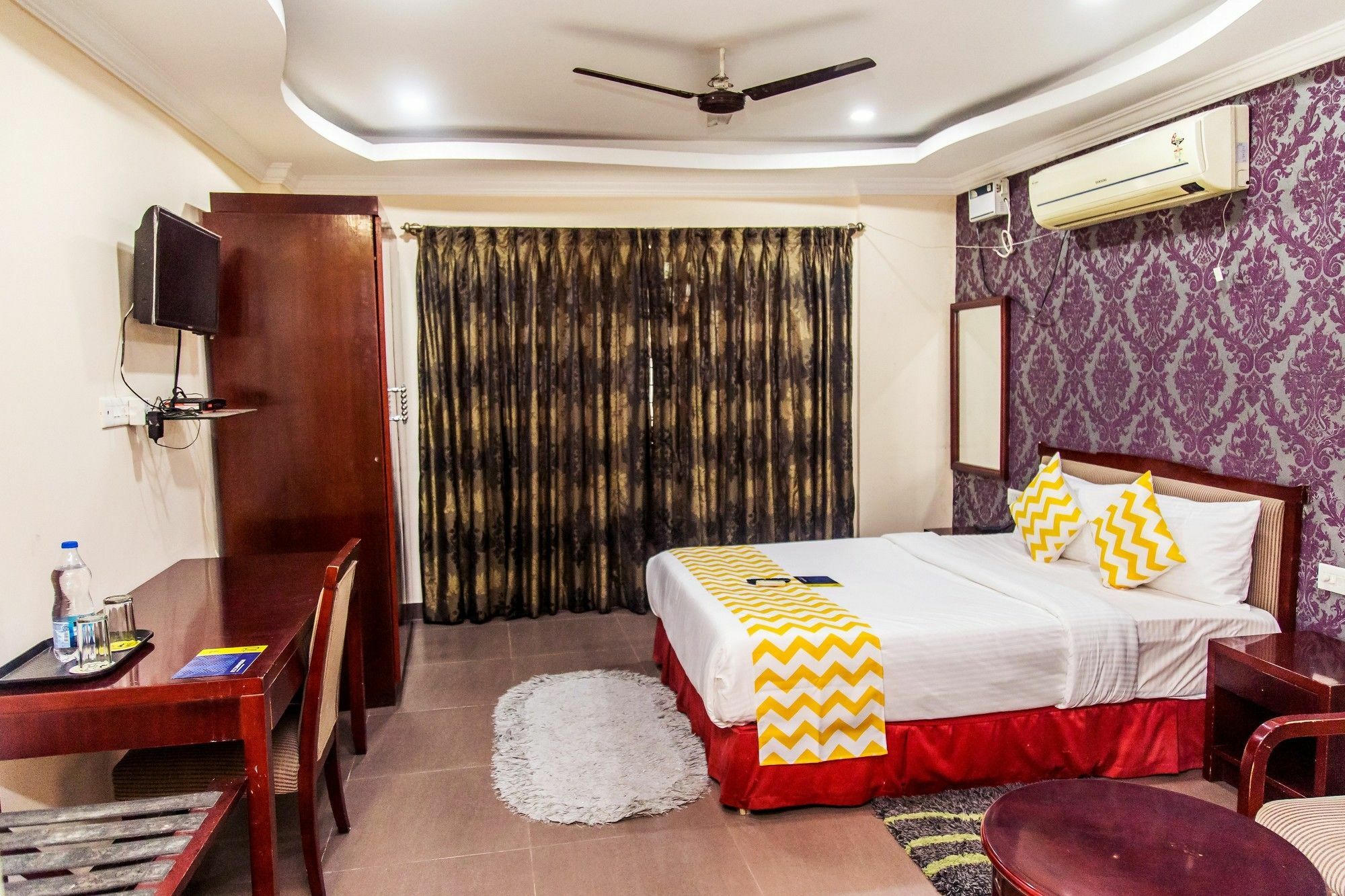 העיר בנגלור Fabexpress Oriental Suites III - Btm Mico Layout מראה חיצוני תמונה