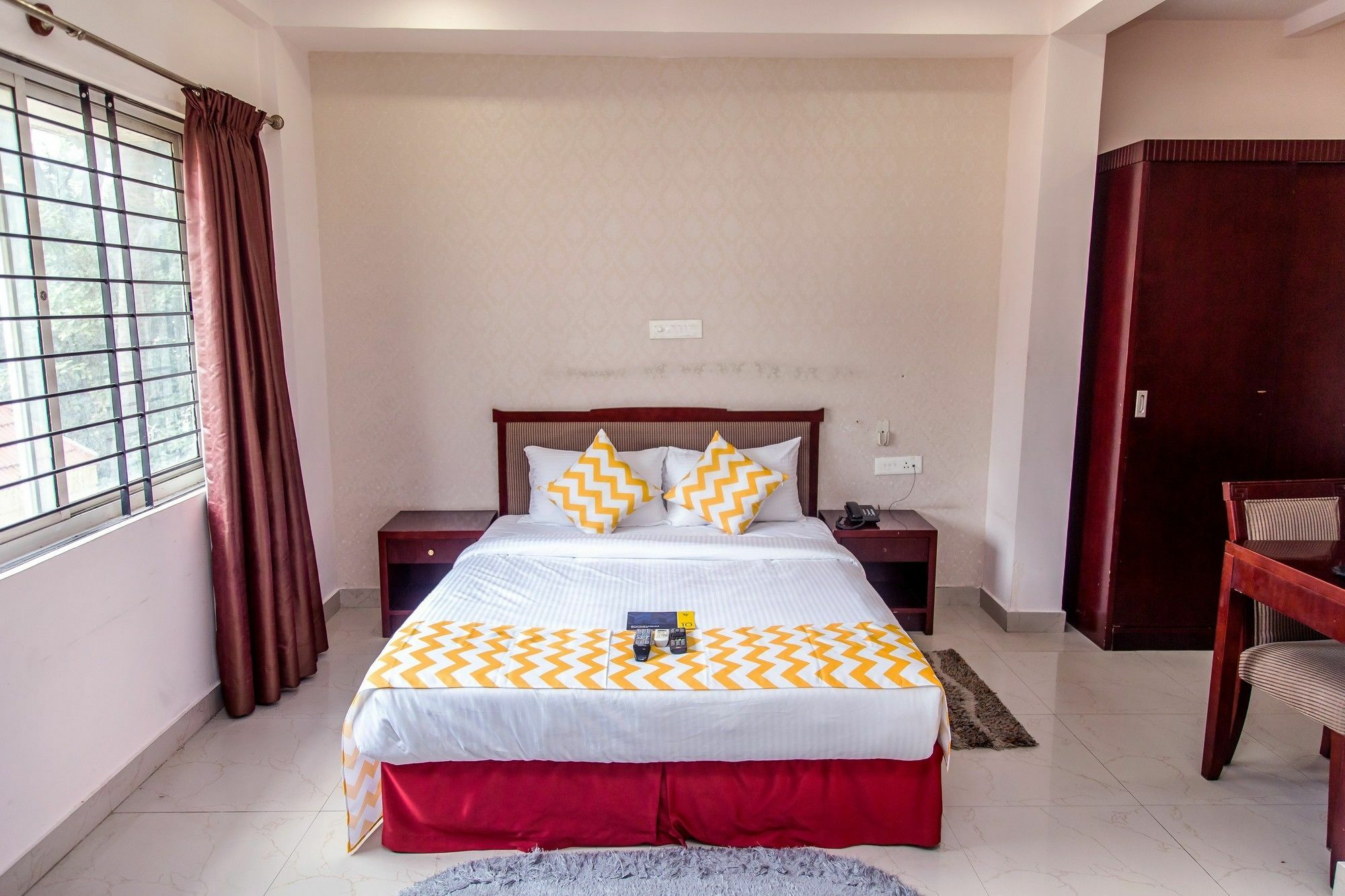 העיר בנגלור Fabexpress Oriental Suites III - Btm Mico Layout מראה חיצוני תמונה